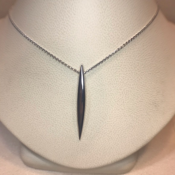 Jewelry - *sold*NWT Sterling Silver Pendant